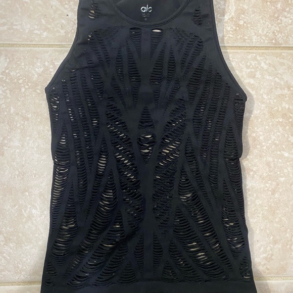 💵 SOLD 💵 - Vixen Laser Cut Out Tank Top - Picture 3 of 5
